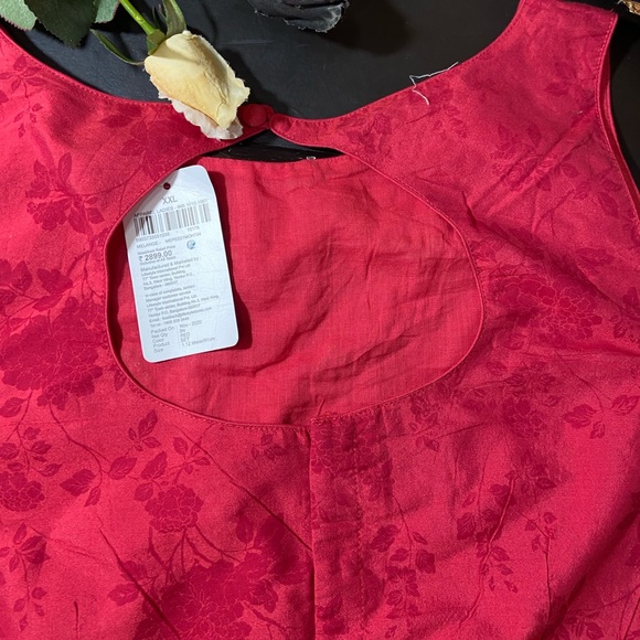 Melange Tops. Size - XXL - Picture 6 of 9